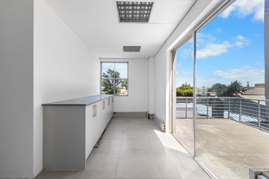 To Let commercial Property for Rent in Parow Western Cape